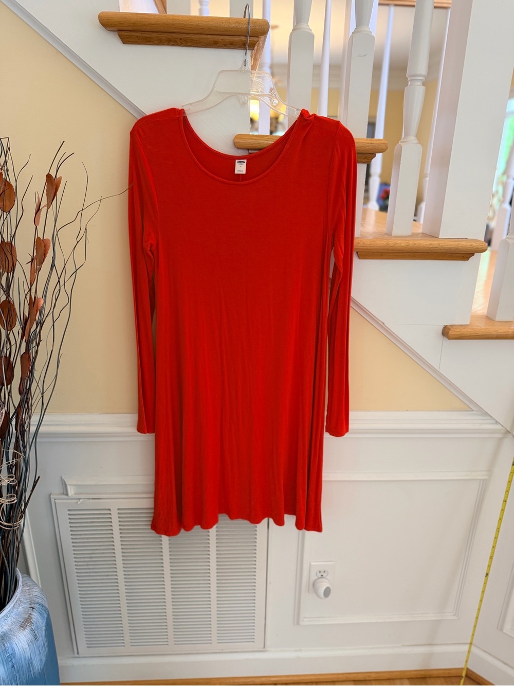 Ladies Size Medium Old Navy Red Long-Sleeve Swing Tunic GUC